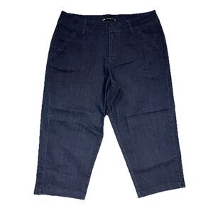 Lee Natural Fit Capri Jeans Womens Petite 10P Dark Blue Stretch Measures 31x19.5
